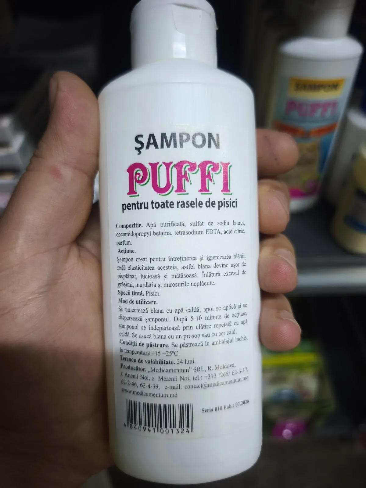 Etichetă șampon Puffi pisici